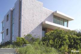 The Ultra Modern Dune Road Residence