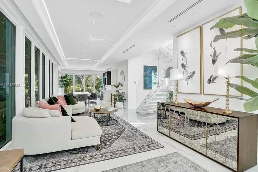 Gorgeous modern single family home