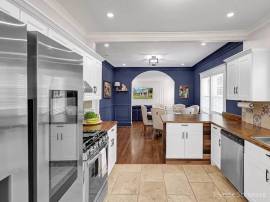 3 bds 2 ba - House for sale