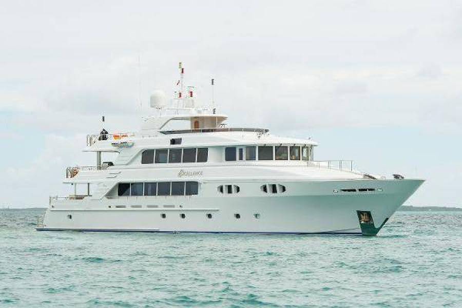 Richmond Tri-Deck Motor Yacht